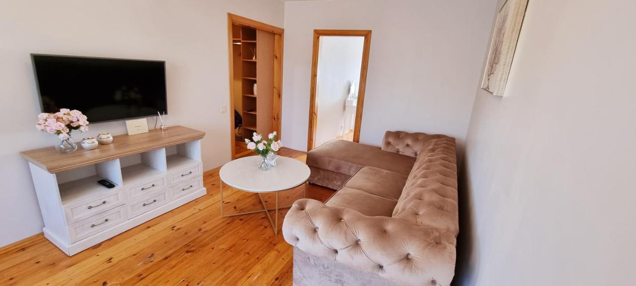 Jaukus Apartamentai Miesto Centre Шяуляй Экстерьер фото